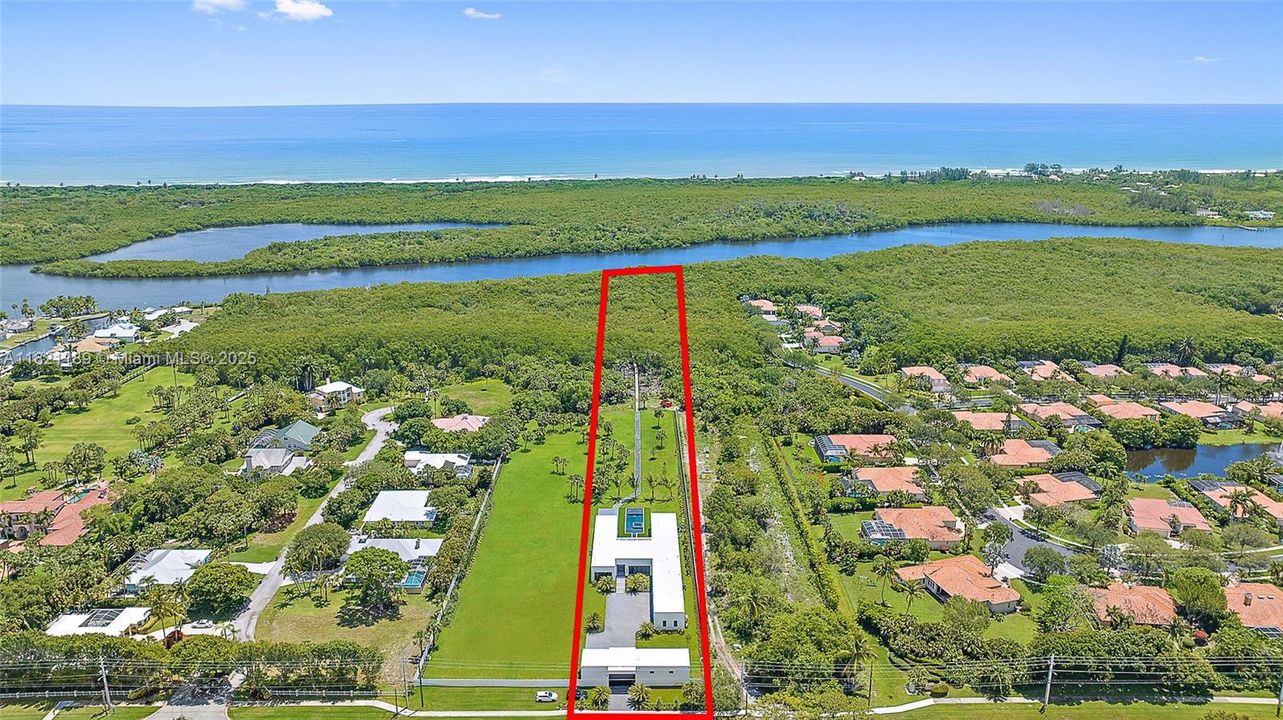 На продажу: $7,500,000 (4 спален, 4 ванн, 6378 Квадратных фут)