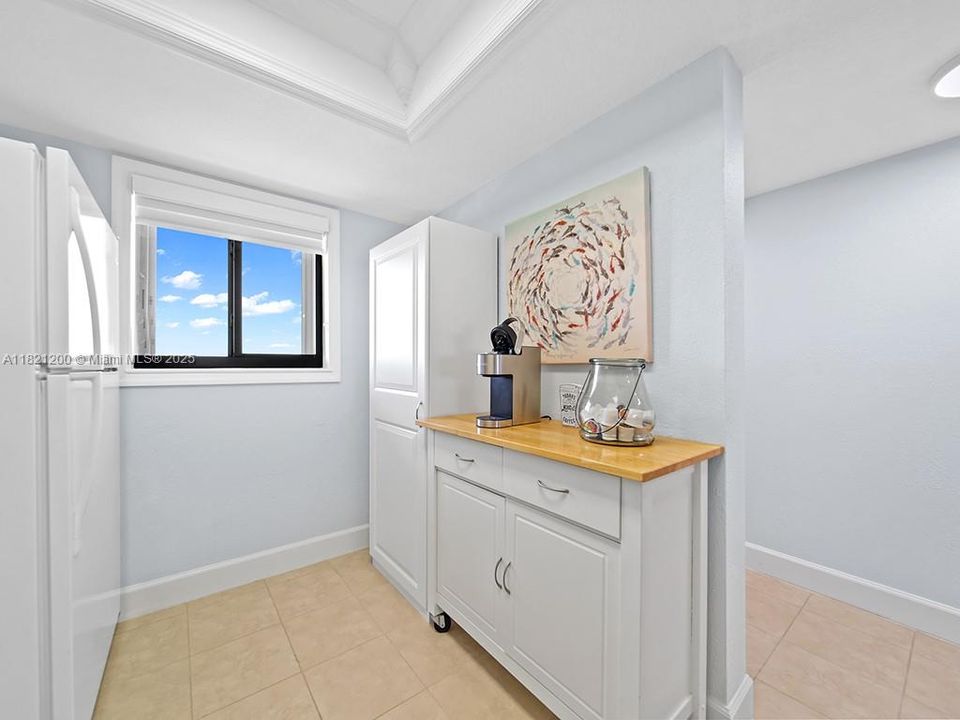Recently Sold: $419,000 (2 beds, 2 baths, 1053 Square Feet)