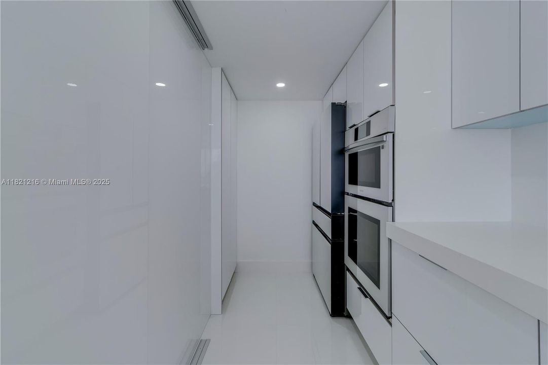 En Venta: $589,000 (2 camas, 2 baños, 1061 Pies cuadrados)