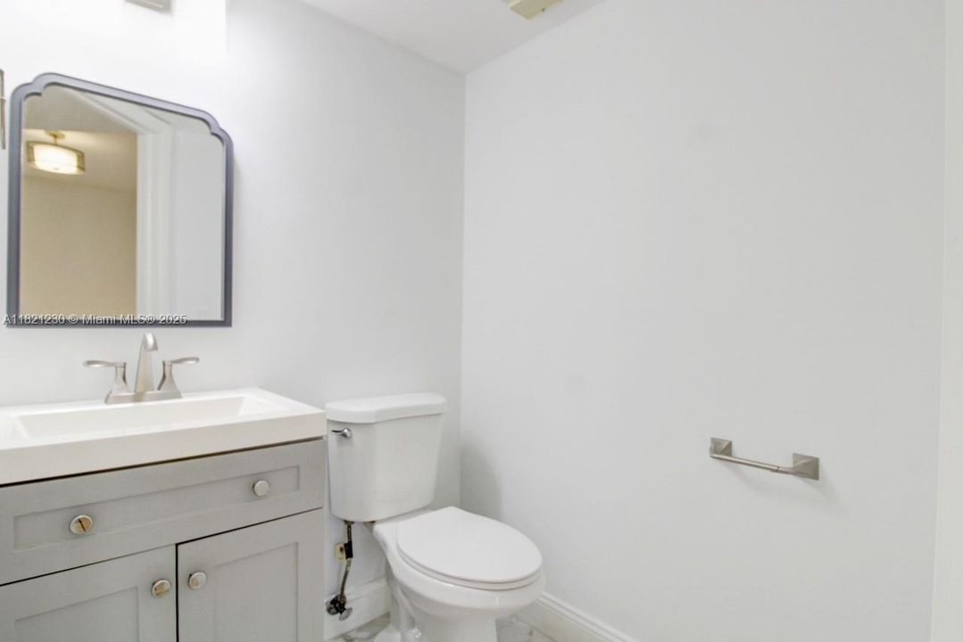 Activo con contrato: $280,000 (2 camas, 1 baños, 850 Pies cuadrados)