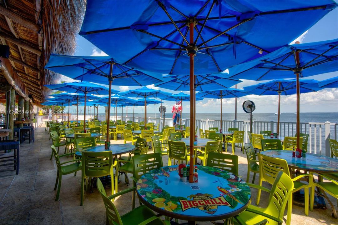 Recently Sold: $300,000 (3 beds, 3 baths, 2191 Square Feet)