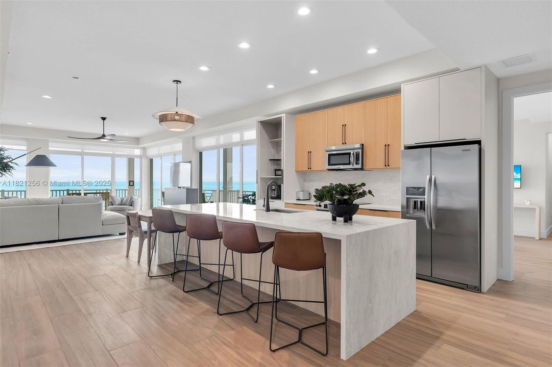 Recently Sold: $300,000 (3 beds, 3 baths, 2191 Square Feet)