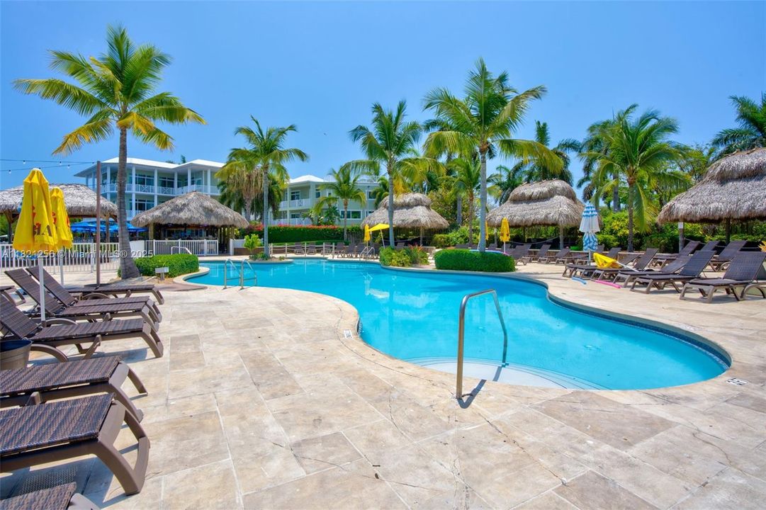 Recently Sold: $300,000 (3 beds, 3 baths, 2191 Square Feet)