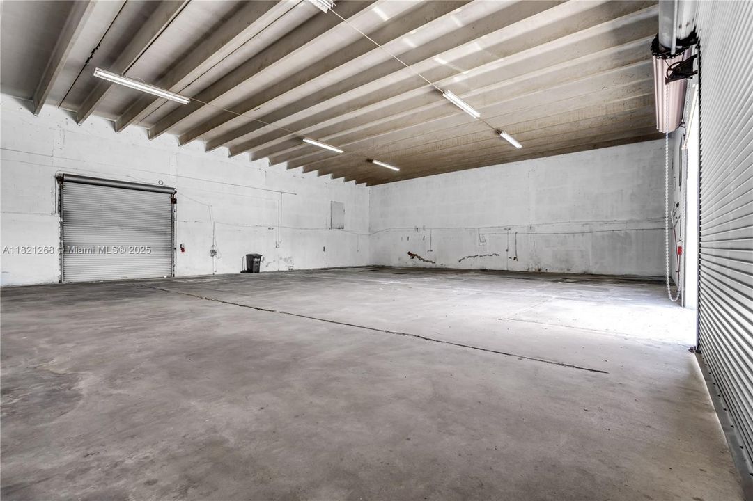 出租: $23,983 (0 贝兹, 0 浴室, 0 平方英尺)