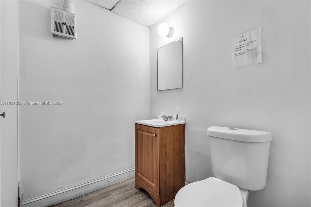 出租: $23,983 (0 贝兹, 0 浴室, 0 平方英尺)