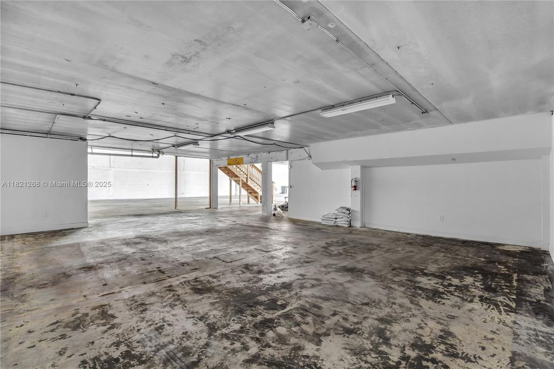 出租: $23,983 (0 贝兹, 0 浴室, 0 平方英尺)