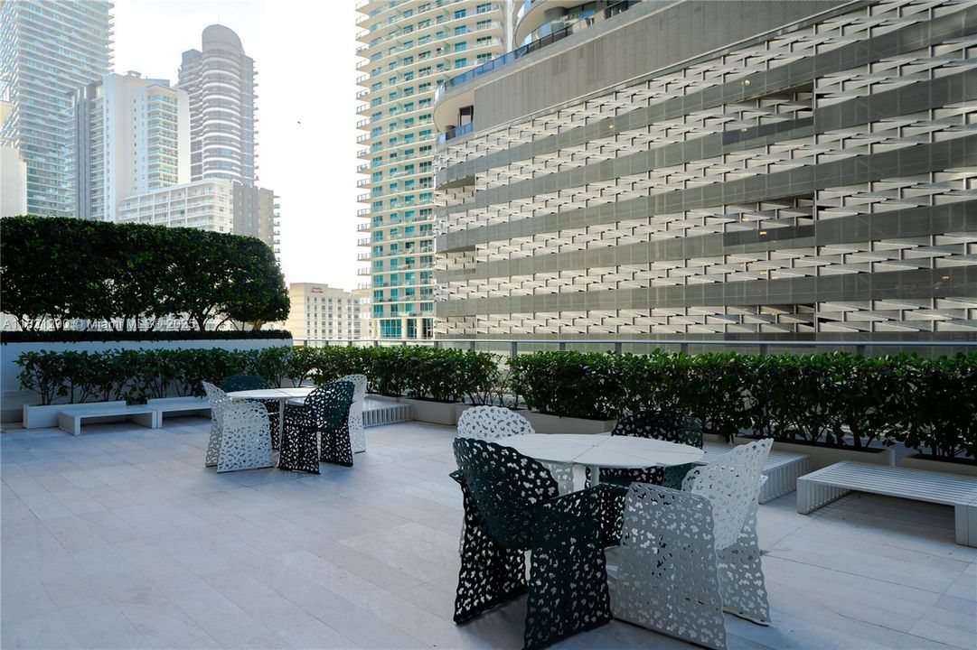 En Venta: $750,000 (2 camas, 2 baños, 1028 Pies cuadrados)