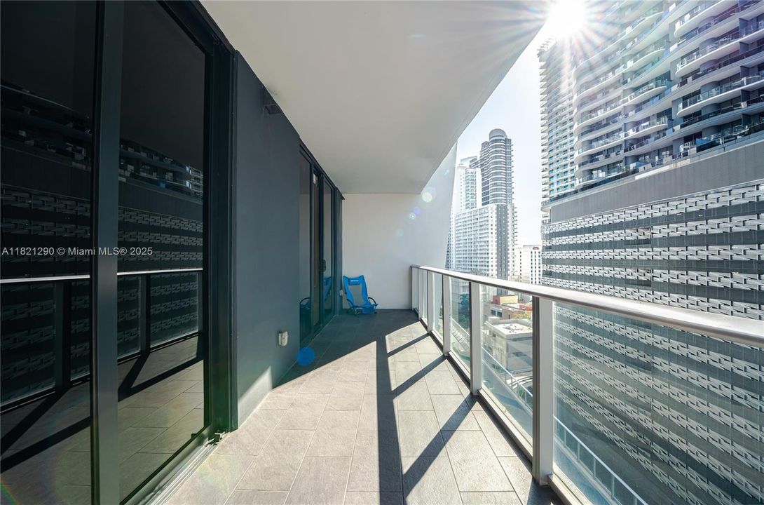 En Venta: $750,000 (2 camas, 2 baños, 1028 Pies cuadrados)