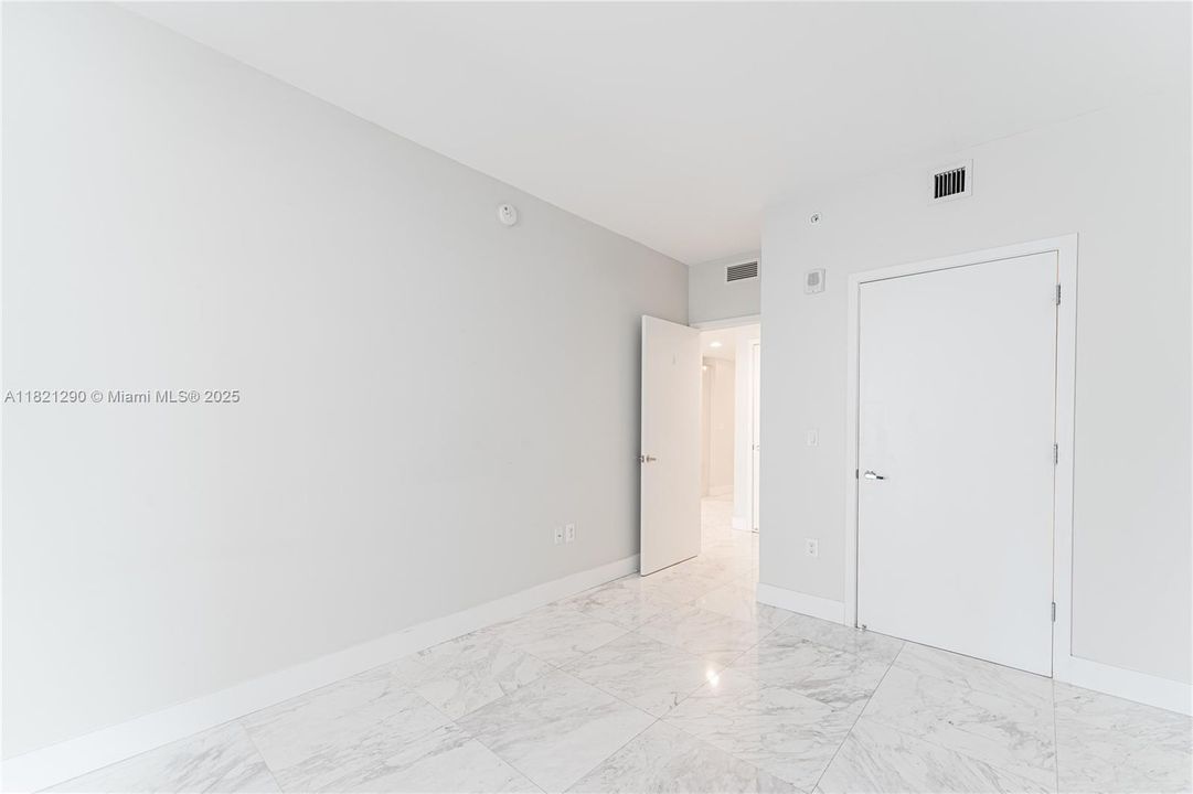 En Venta: $750,000 (2 camas, 2 baños, 1028 Pies cuadrados)