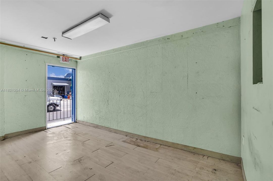 For Rent: $18 (0 beds, 0 baths, 0 Square Feet)