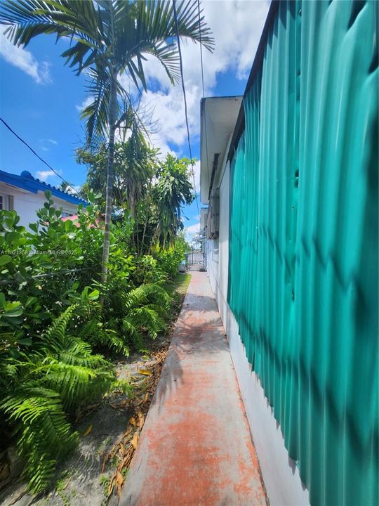 Vendido Recientemente: $665,000 (2 camas, 2 baños, 1945 Pies cuadrados)