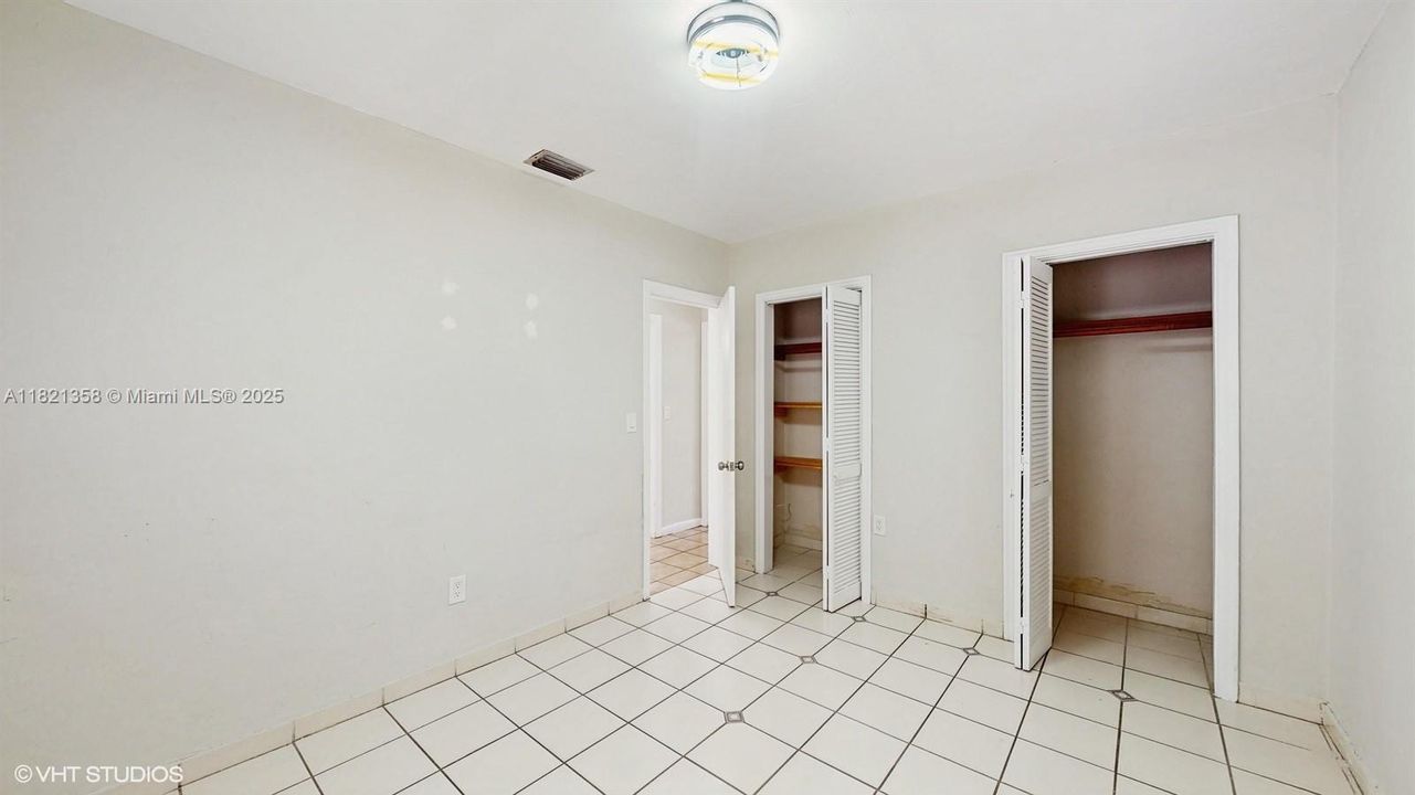 Vendido Recientemente: $665,000 (2 camas, 2 baños, 1945 Pies cuadrados)