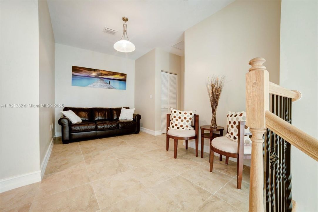 For Sale: $640,000 (3 beds, 2 baths, 2558 Square Feet)