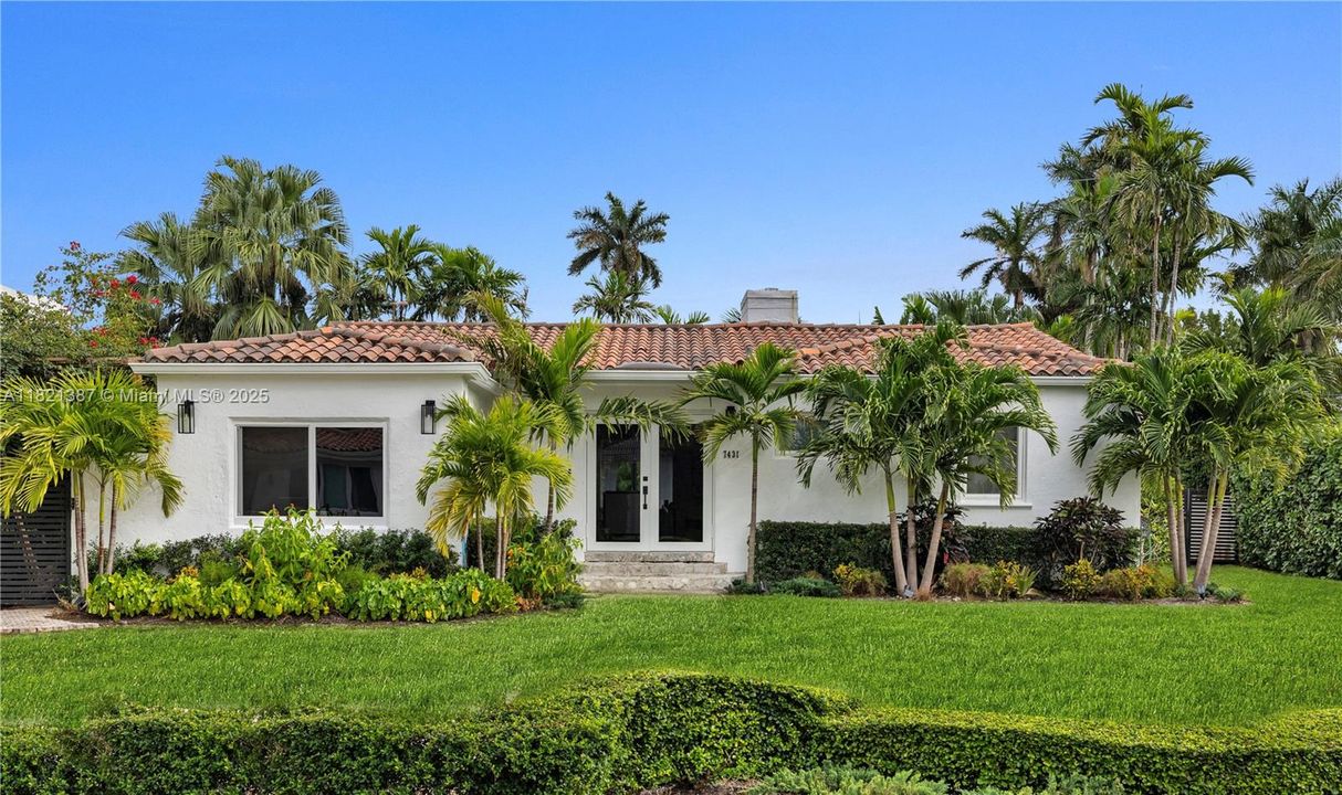 En Venta: $1,890,000 (3 camas, 3 baños, 1948 Pies cuadrados)