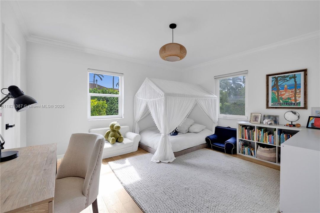 En Venta: $1,890,000 (3 camas, 3 baños, 1948 Pies cuadrados)