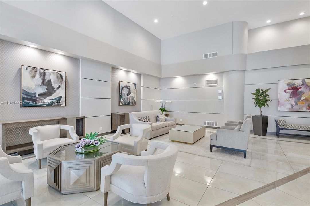 Recently Sold: $349,000 (1 beds, 1 baths, 1083 Square Feet)