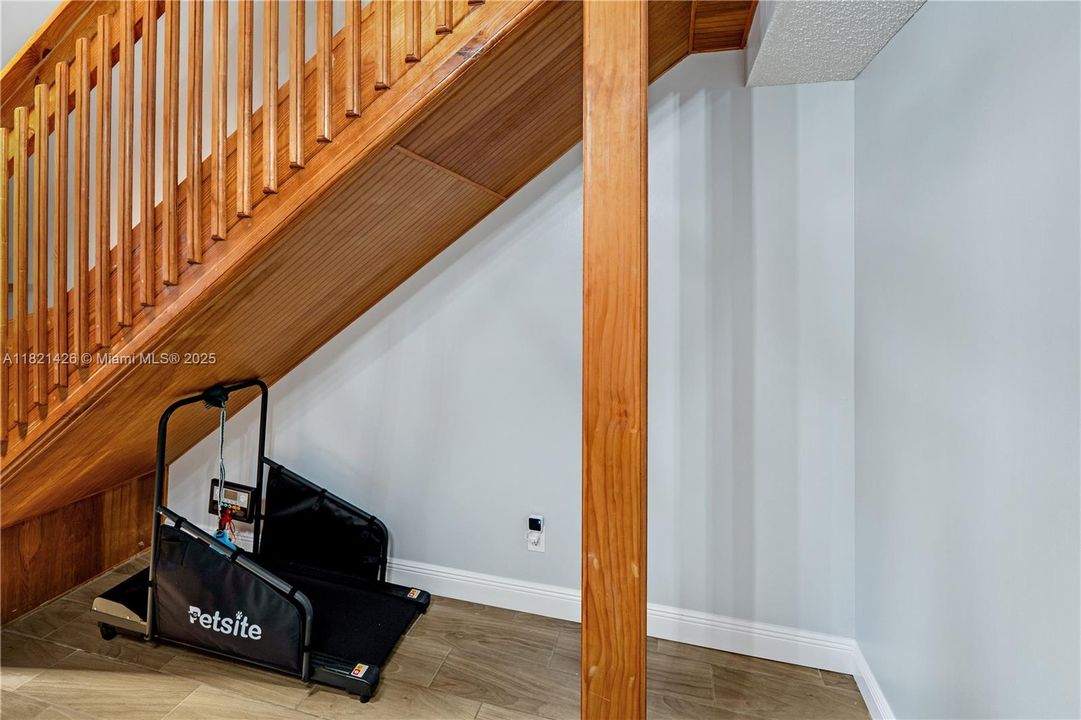 待售: $350,000 (3 贝兹, 3 浴室, 1538 平方英尺)