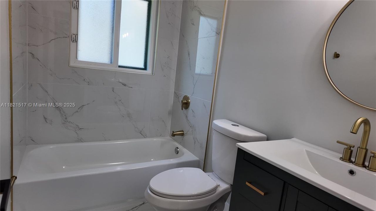 Recently Sold: $545,000 (3 beds, 2 baths, 1213 Square Feet)