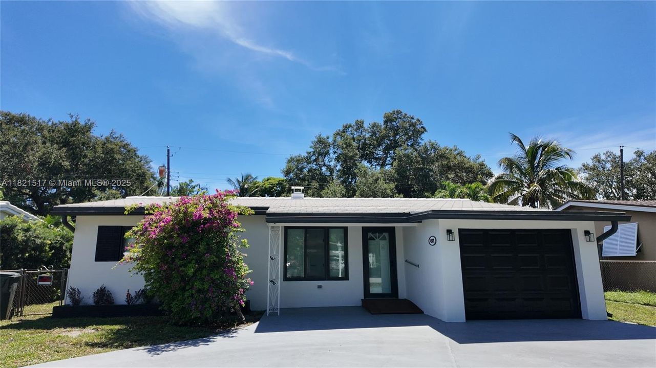 Recently Sold: $545,000 (3 beds, 2 baths, 1213 Square Feet)