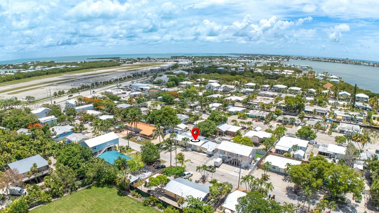 For Sale: $850,000 (4 beds, 3 baths, 1448 Square Feet)