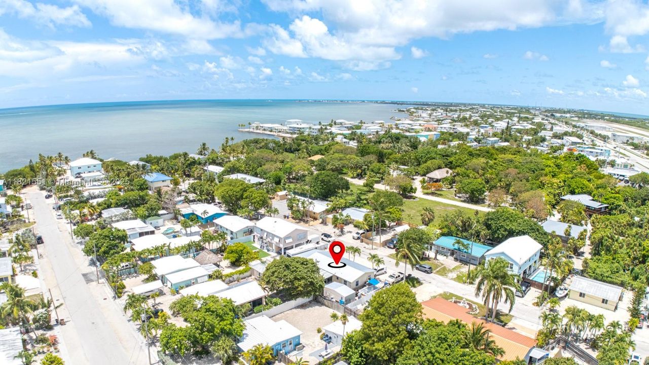 For Sale: $850,000 (4 beds, 3 baths, 1448 Square Feet)