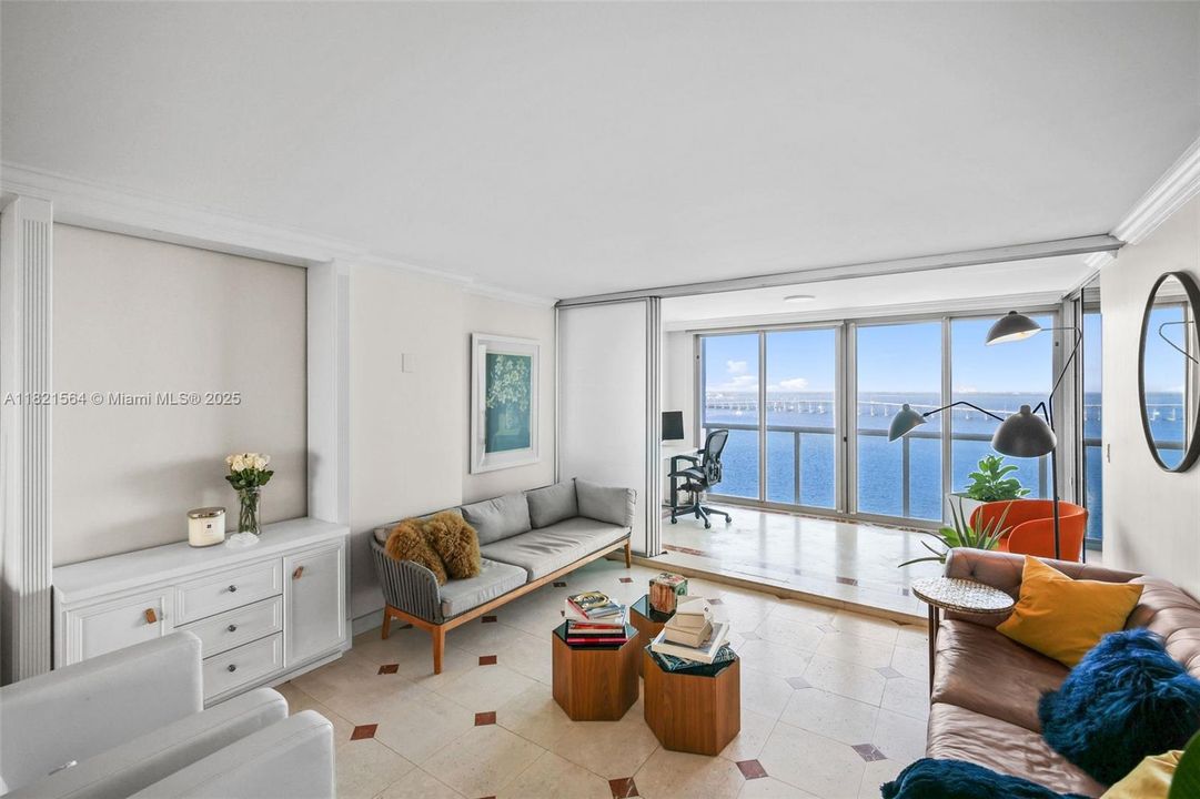 For Sale: $792,000 (2 beds, 2 baths, 1640 Square Feet)