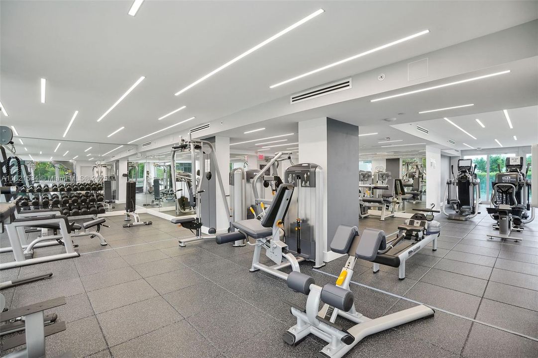 For Sale: $792,000 (2 beds, 2 baths, 1640 Square Feet)