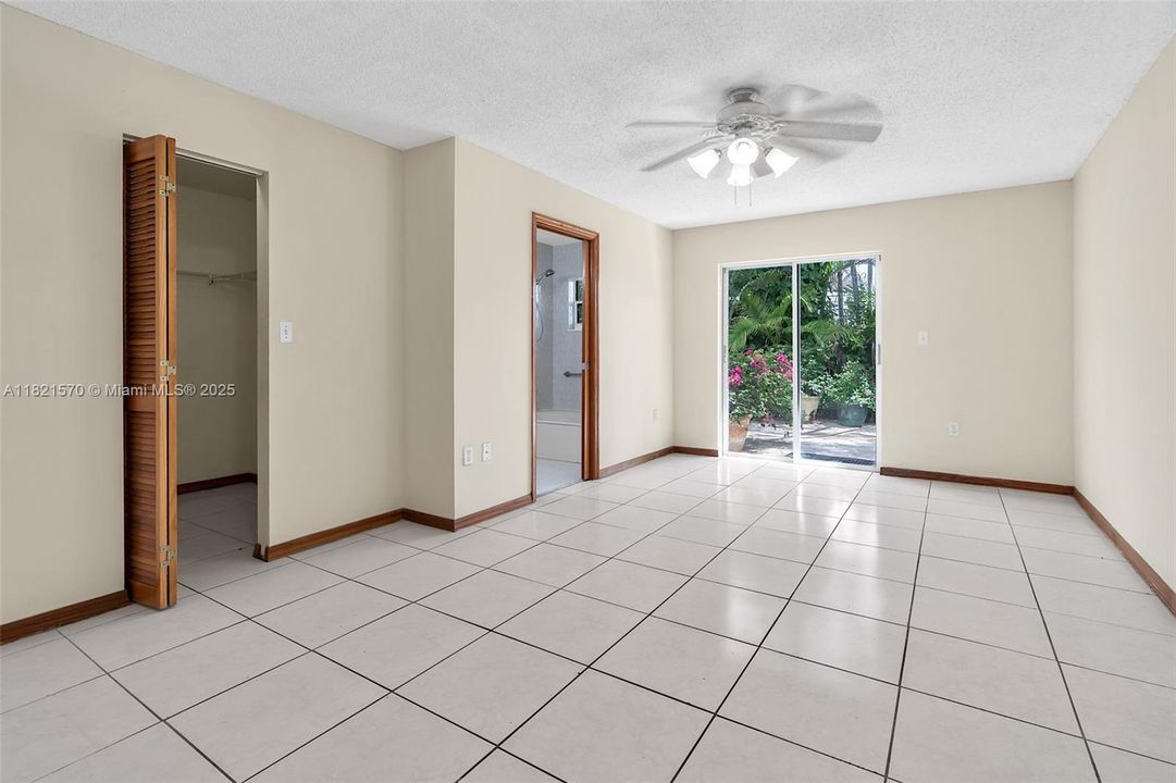 Recently Sold: $649,900 (4 beds, 2 baths, 1909 Square Feet)