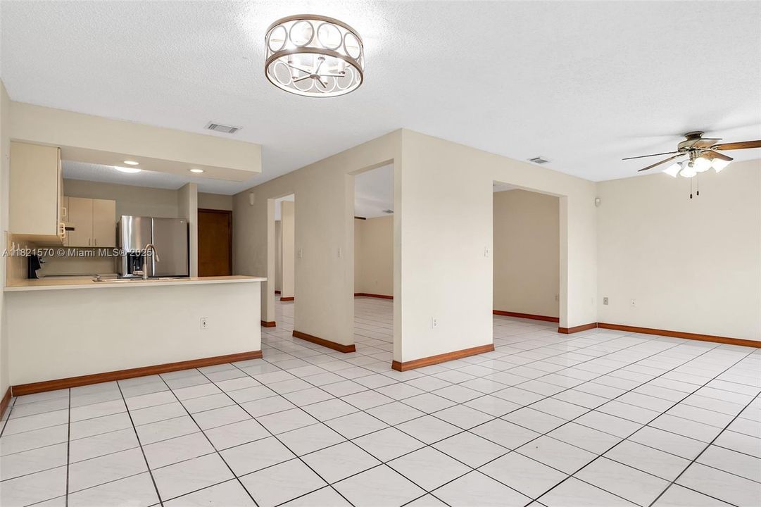 Recently Sold: $649,900 (4 beds, 2 baths, 1909 Square Feet)