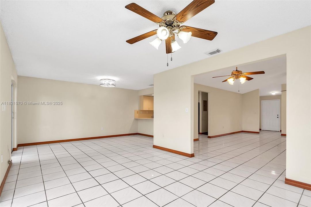 Recently Sold: $649,900 (4 beds, 2 baths, 1909 Square Feet)