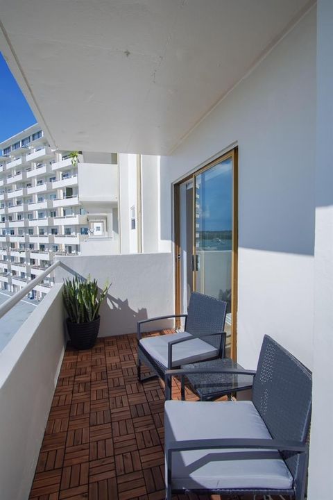 На продажу: $340,000 (1 спален, 1 ванн, 738 Квадратных фут)