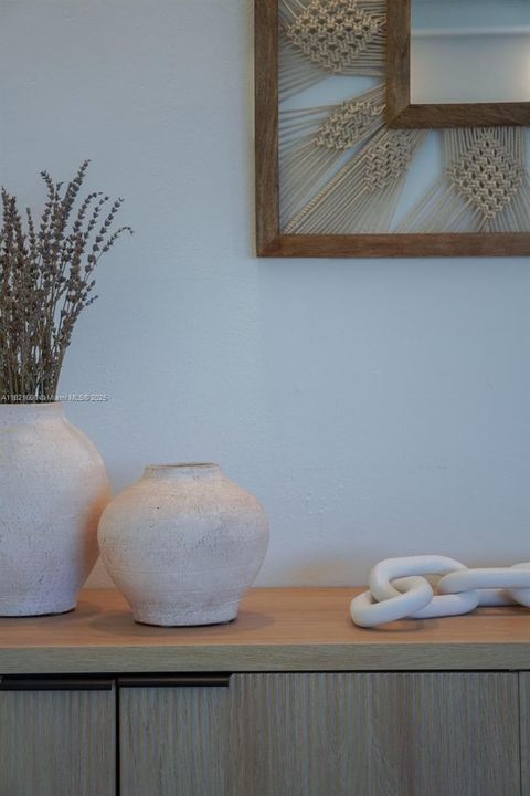 На продажу: $340,000 (1 спален, 1 ванн, 738 Квадратных фут)