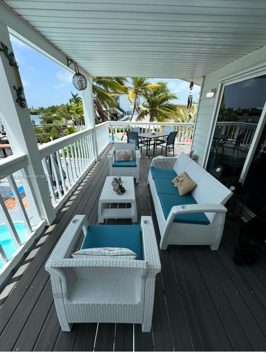 Недавно продано: $1,550,000 (2 спален, 2 ванн, 1057 Квадратных фут)