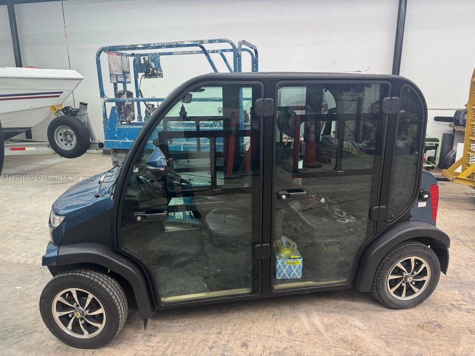 Недавно продано: $1,550,000 (2 спален, 2 ванн, 1057 Квадратных фут)