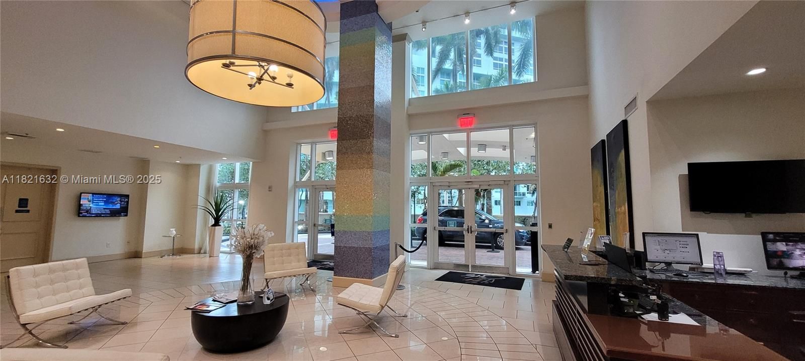 待售: $599,000 (2 贝兹, 2 浴室, 1107 平方英尺)