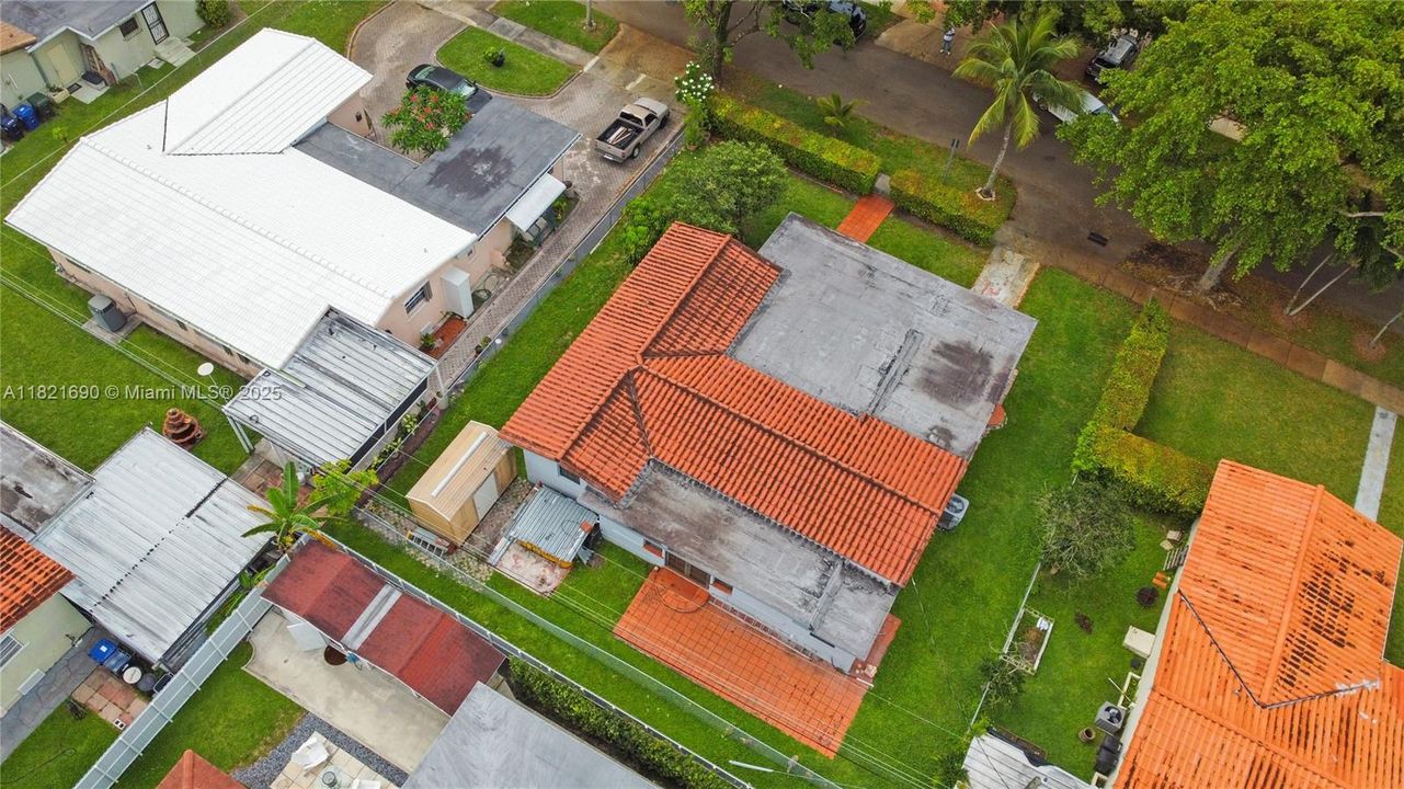 For Sale: $825,000 (3 beds, 2 baths, 1767 Square Feet)