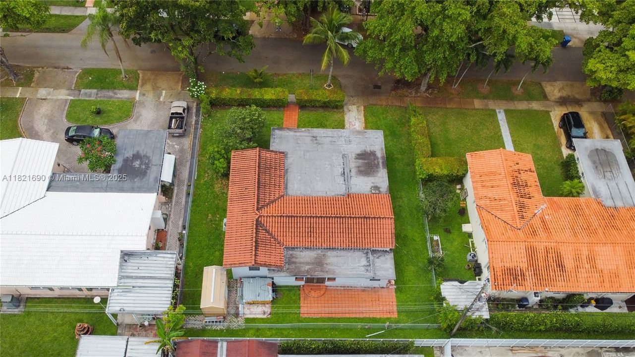 For Sale: $825,000 (3 beds, 2 baths, 1767 Square Feet)