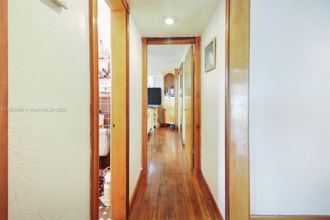 For Sale: $825,000 (3 beds, 2 baths, 1767 Square Feet)