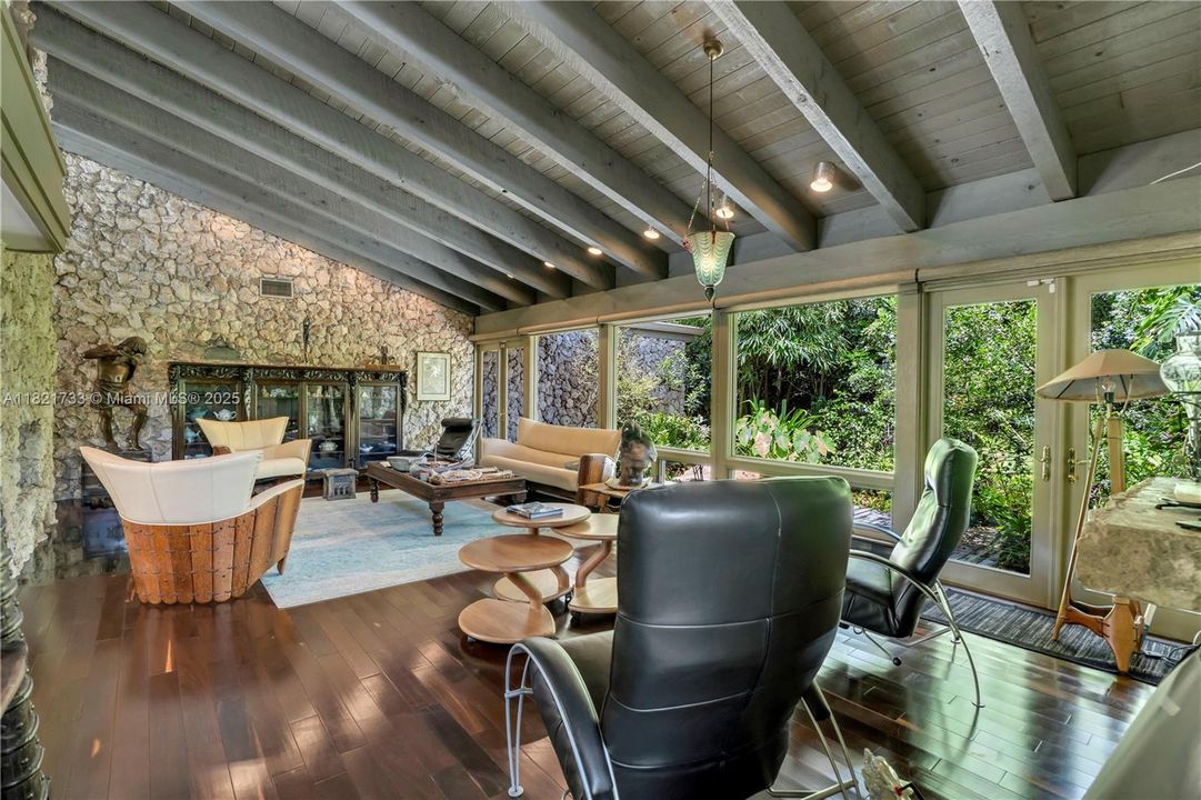 Active With Contract: $1,300,000 (5 beds, 3 baths, 3971 Square Feet)