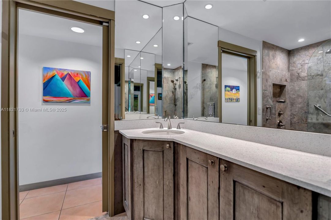 Active With Contract: $1,300,000 (5 beds, 3 baths, 3971 Square Feet)