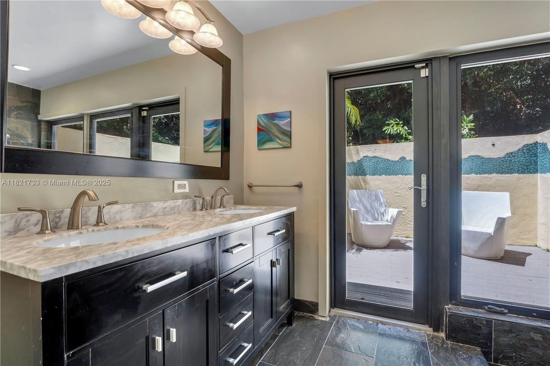 Active With Contract: $1,300,000 (5 beds, 3 baths, 3971 Square Feet)