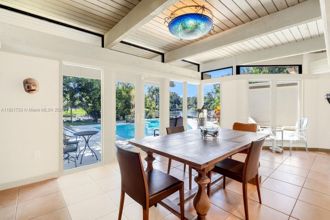 Active With Contract: $1,300,000 (5 beds, 3 baths, 3971 Square Feet)