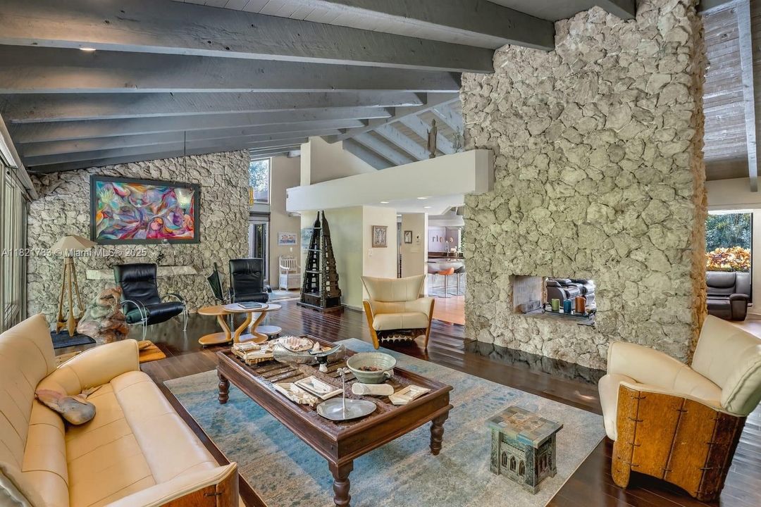 Active With Contract: $1,300,000 (5 beds, 3 baths, 3971 Square Feet)