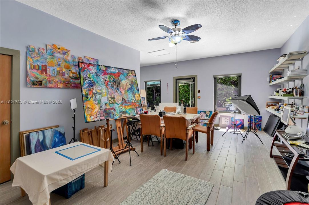 Active With Contract: $1,300,000 (5 beds, 3 baths, 3971 Square Feet)