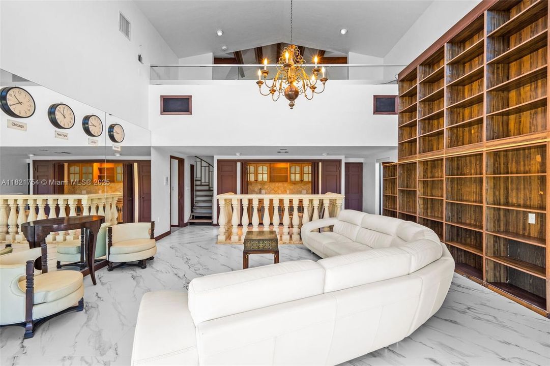 На продажу: $7,490,000 (5 спален, 6 ванн, 6738 Квадратных фут)