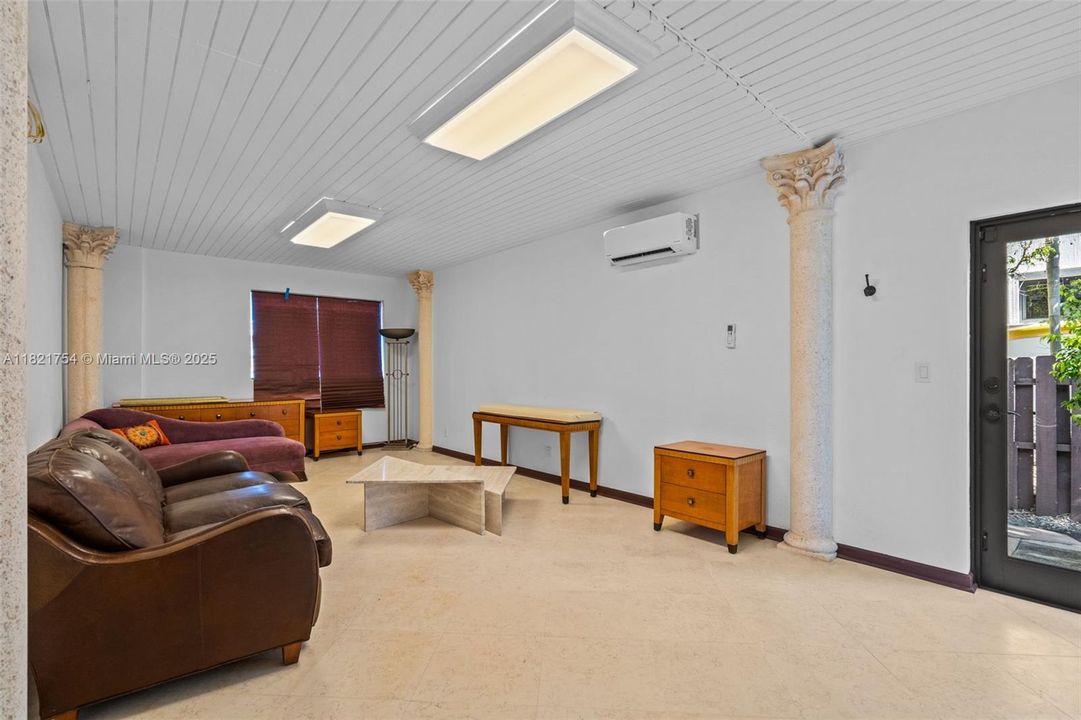 На продажу: $7,490,000 (5 спален, 6 ванн, 6738 Квадратных фут)