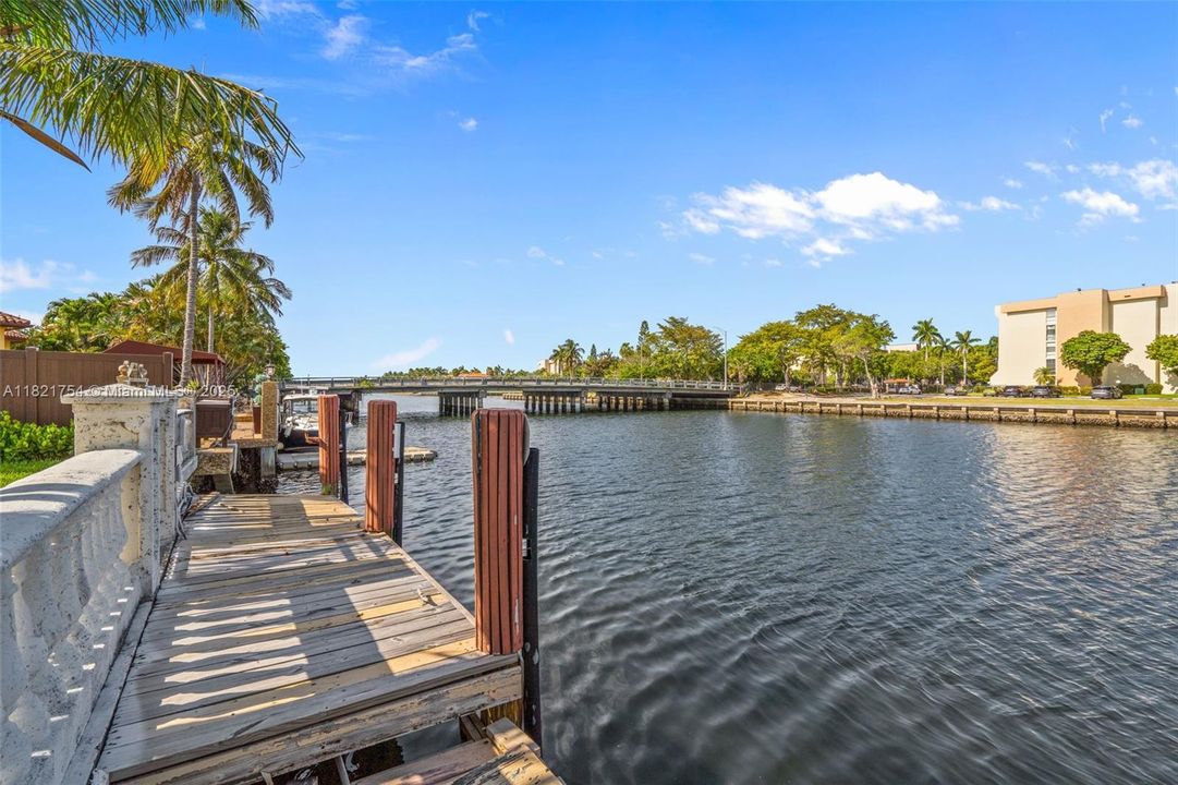 На продажу: $7,490,000 (5 спален, 6 ванн, 6738 Квадратных фут)