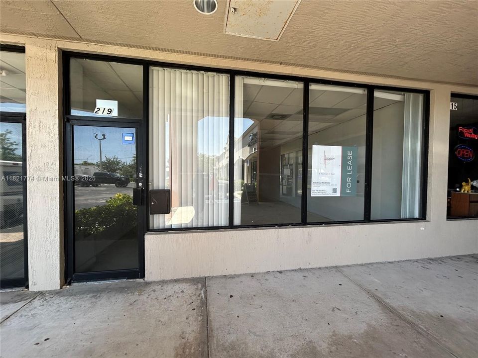 出租: $24 (0 贝兹, 0 浴室, 0 平方英尺)