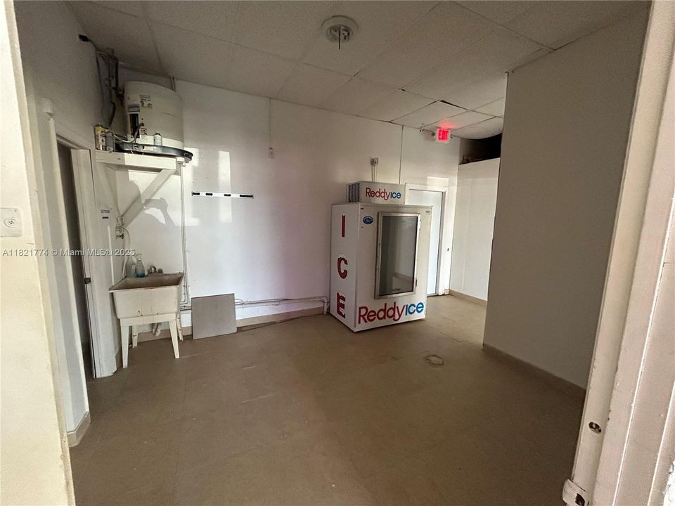 出租: $24 (0 贝兹, 0 浴室, 0 平方英尺)