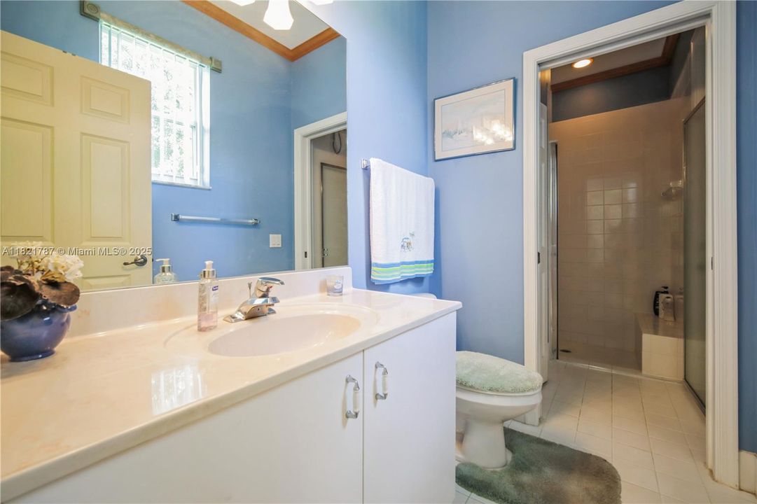 Second full bathroom with walk in shower.